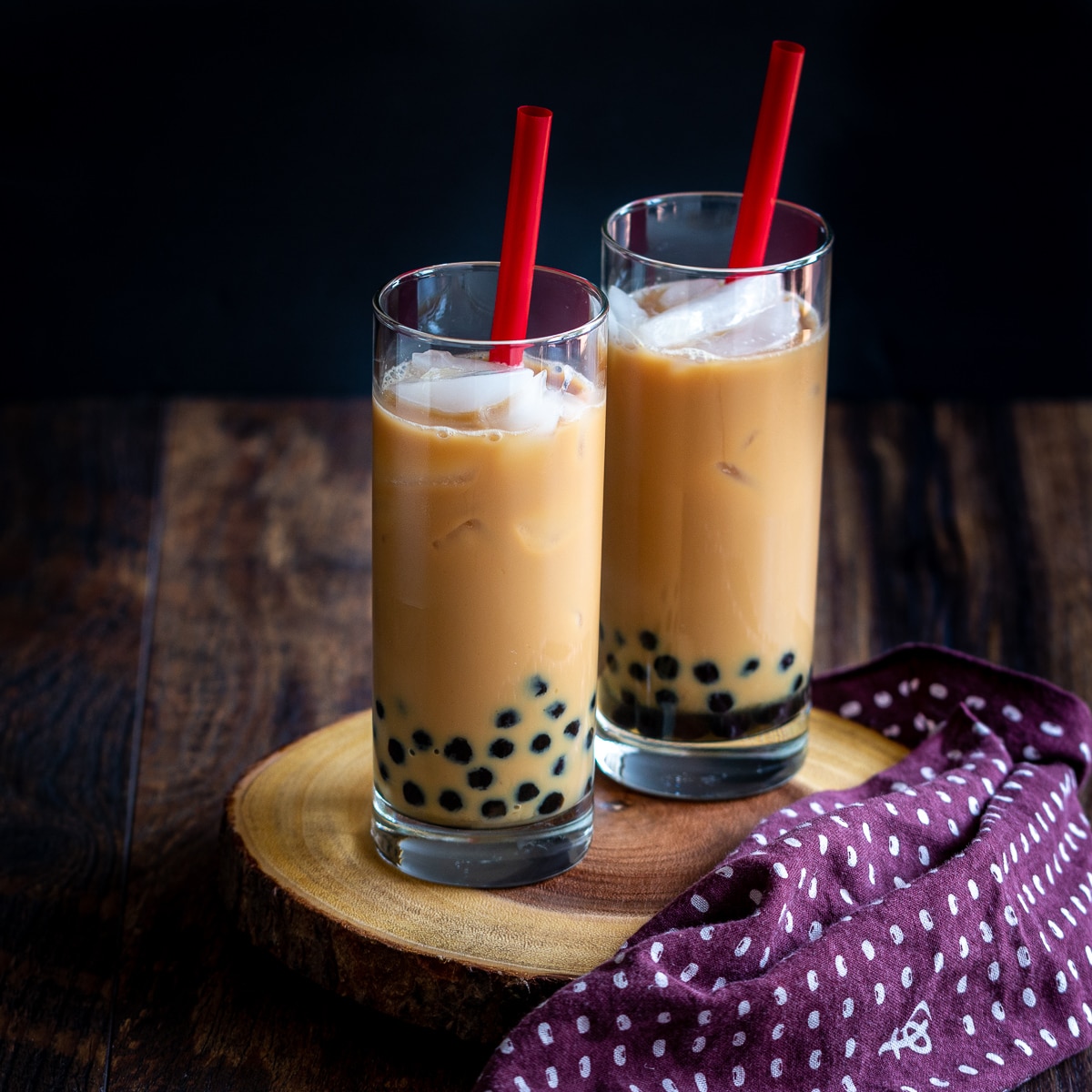 Тапиока напиток. Эрл грей бабл ти. Коктейль Bubble Tea. Коктейль с тапиокой. Boba Tea.