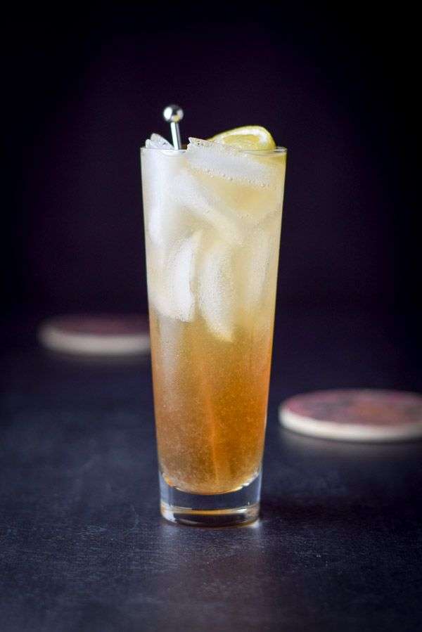 Vertical view of the Long Island iced tea cocktail